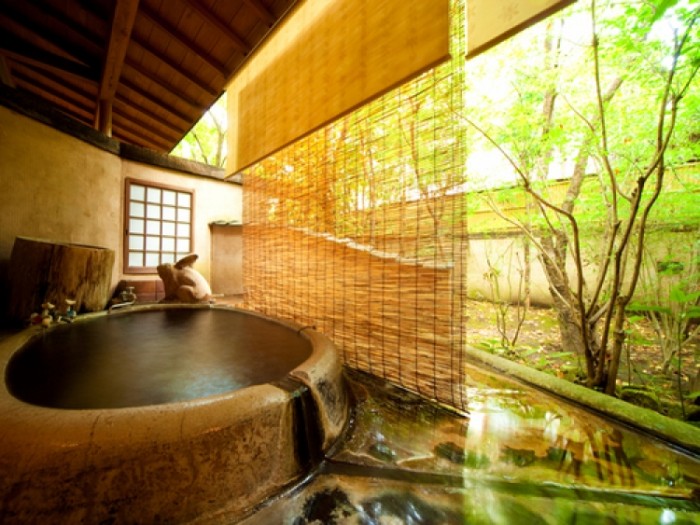 來源: https://travelbook.com.tw/b64r/aHR0cDovL3d3dy5pa3l1LmNvbS9pa0NvLmFzaHg%2FY29zaWQ9dHJhdmVsYm9vayZjb3N1aWQ9JTJGdG9waWMlMkYzNTgzJnN1cmw9JTJmMDAwMDE4NzUlMmY%3D